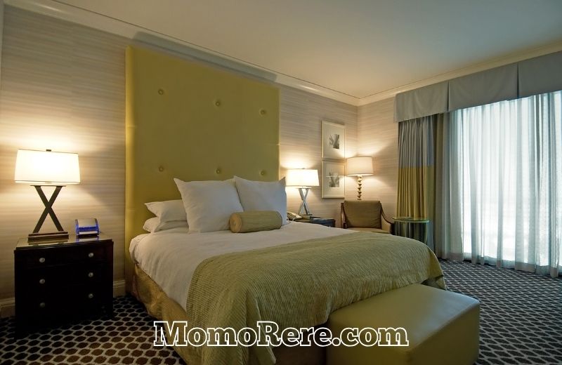 Pilihan Hotel Dekat Tempat Kuliner Favorit