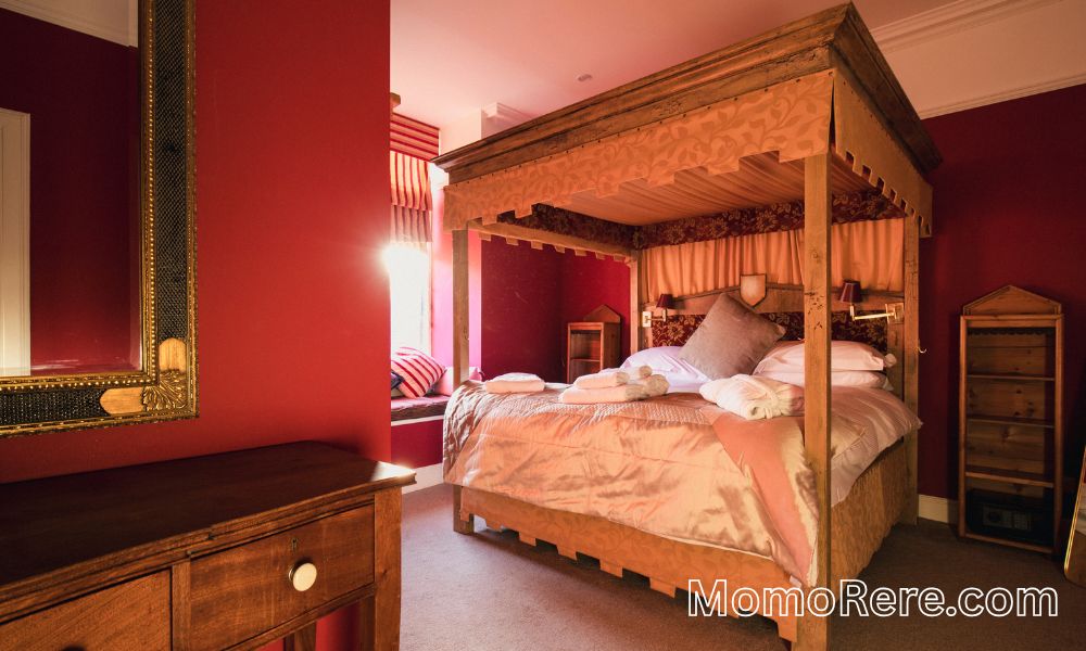 RedDoorz Kemanggisan: Penginapan Praktis & Nyaman Jakarta Barat